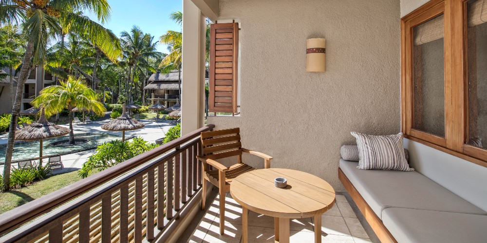 family-room-veranda-with-sea-view-mauritius