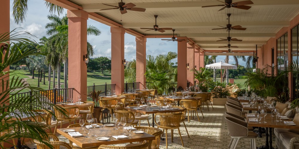 flamingo-restaurant-veranda-florida-holiday-resorts