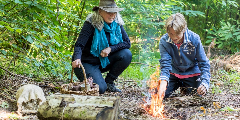 making-campfires-mini-survival-adventure-kent-downs-aonb
