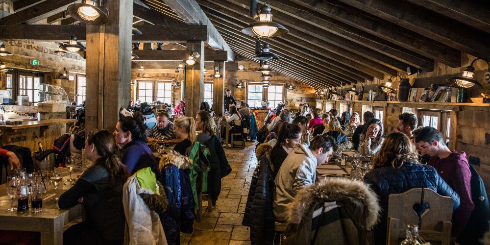 mountain-restaurant-meribel-french-ski-resort
