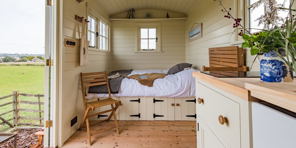 romney-marsh-huts-interior-with-cabin-bed-kent-uk-weekend-break