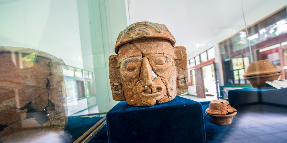 mayan-head-artefacts-caracol-national-monument-reservation