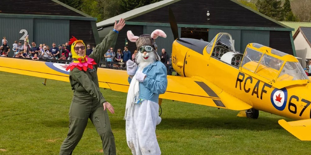easter-bunny-fly-in-shuttleworth-collection-old-warden-aerodrome