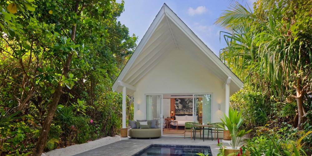 amari-raaya-maldives-resort-beach-pool-villa