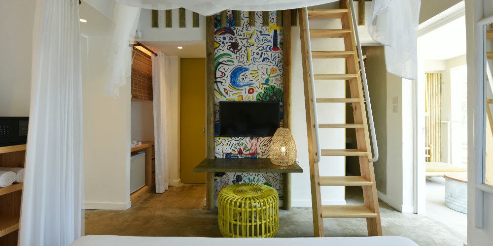 family-room-veranda-tamarin