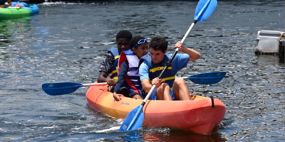 shake-a-leg-miami-kayaking-accessible-florida