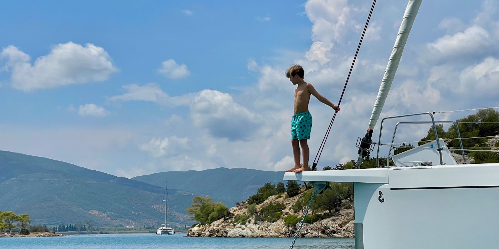 arthur-sturges-bow-of-yacht-greek-sailing-holidays