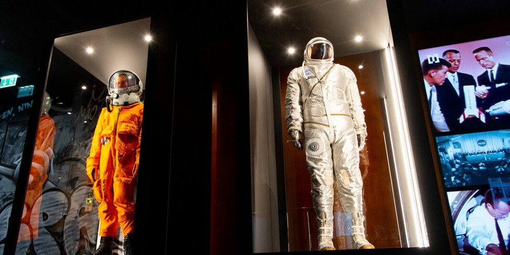 cold-war-museum-berlin-astronauts