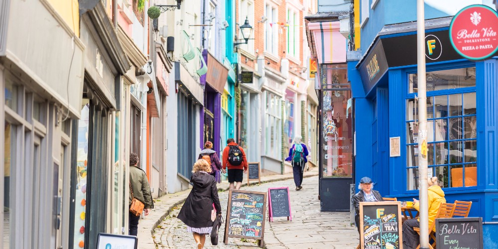 colourful-street-folkestone-british-seaside-towns