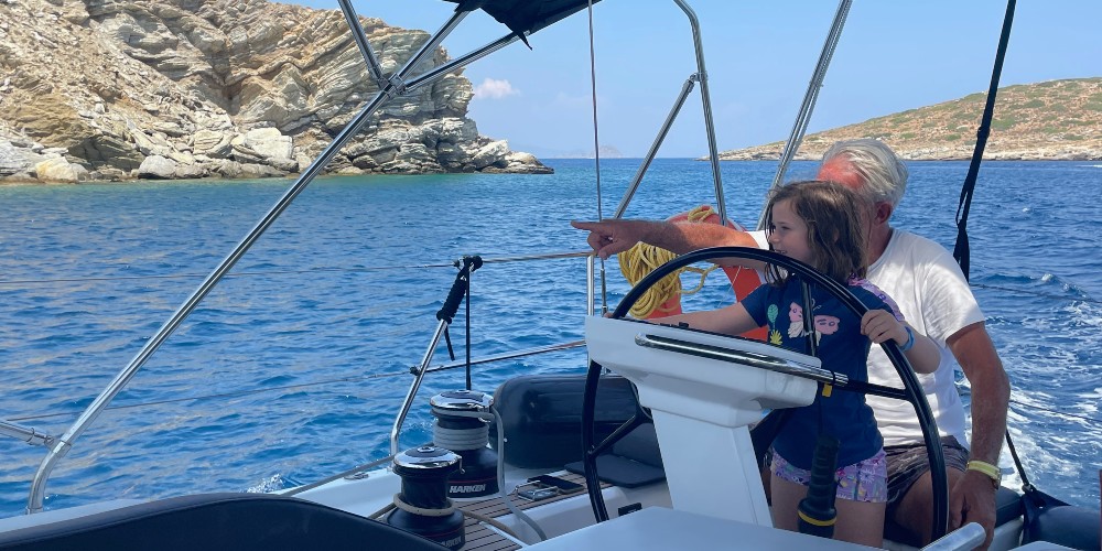 little-girl-sailing-lessons-saronic-gulf-greece