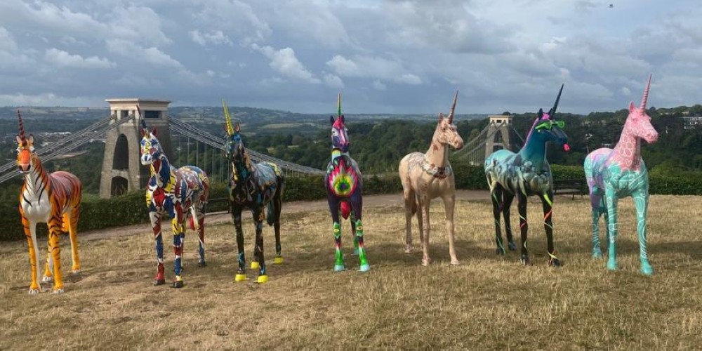 unicorn-festival-sculptures-on-hill-above-clifton-suspension-bridge