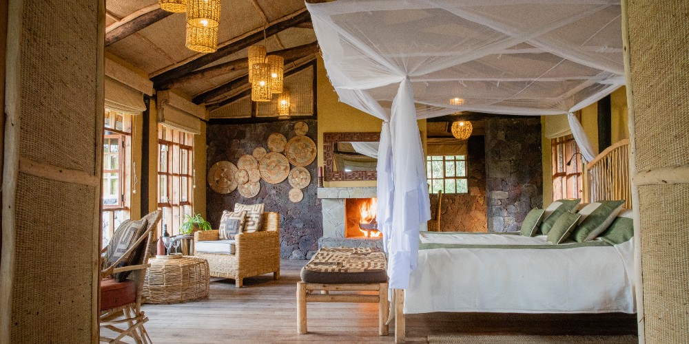 mount-gahinga-lodge-deluxe-bedroom