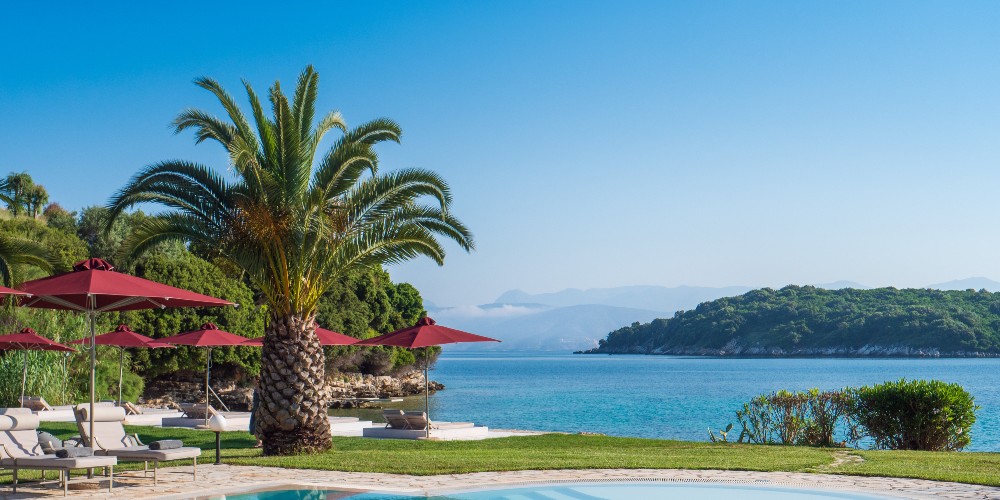 swimming-pool-bella-mare-hotel-greece