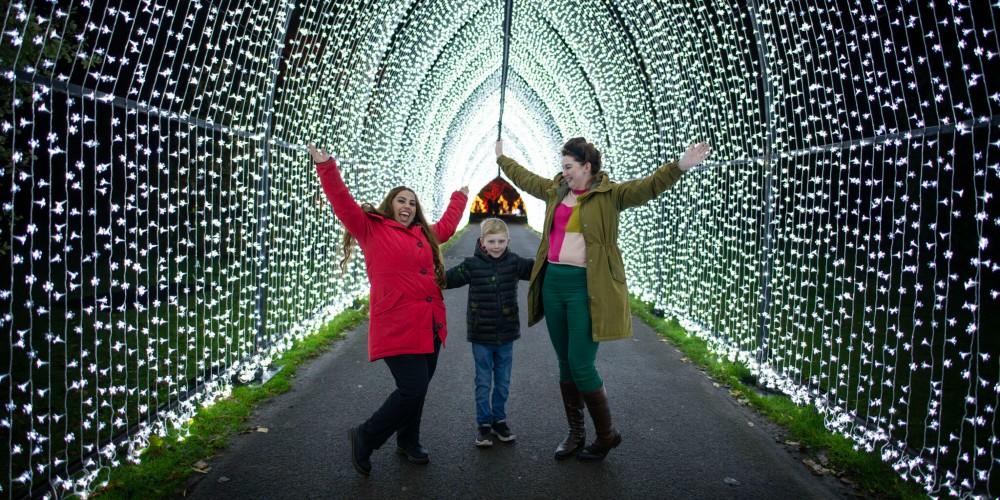 christmas-days-out-kew-gardens-2023