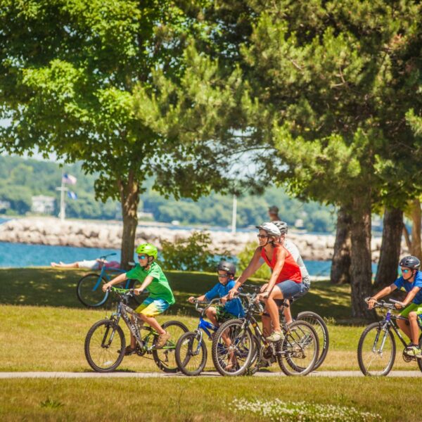 traverse-city-places-to-go-in-michigan-in-summer