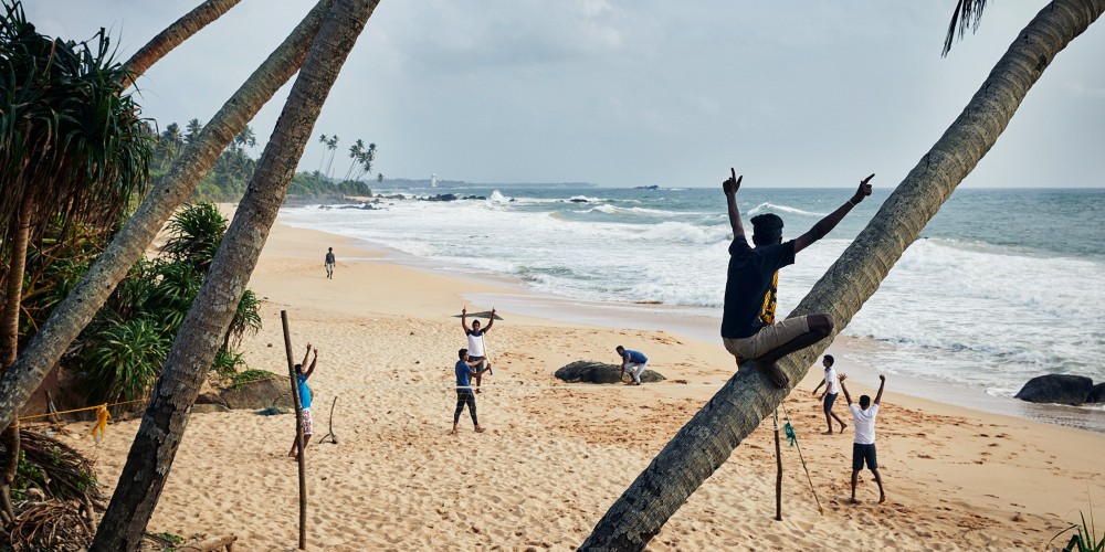 cricket-on-beach-galle-experience-travel-group