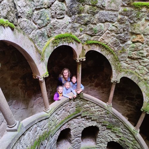 children-in-castle-sintra