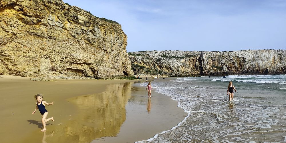 children-on-beach-holiday-to-portugal-