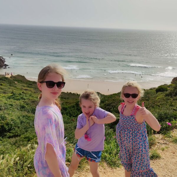 holiday-to-portugal-children-sagres-beaches