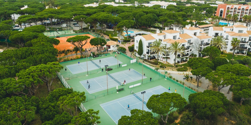 tennis-courts