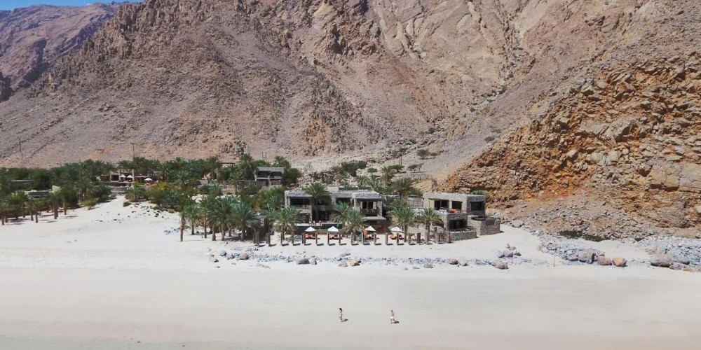 six-senses-zighy-bay-oman-beach