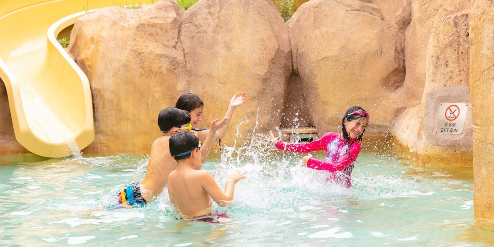 aladdins-cave-waterpark-saadiyat-rotana