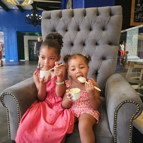 children-eating-ice-cream-hotel-lobby