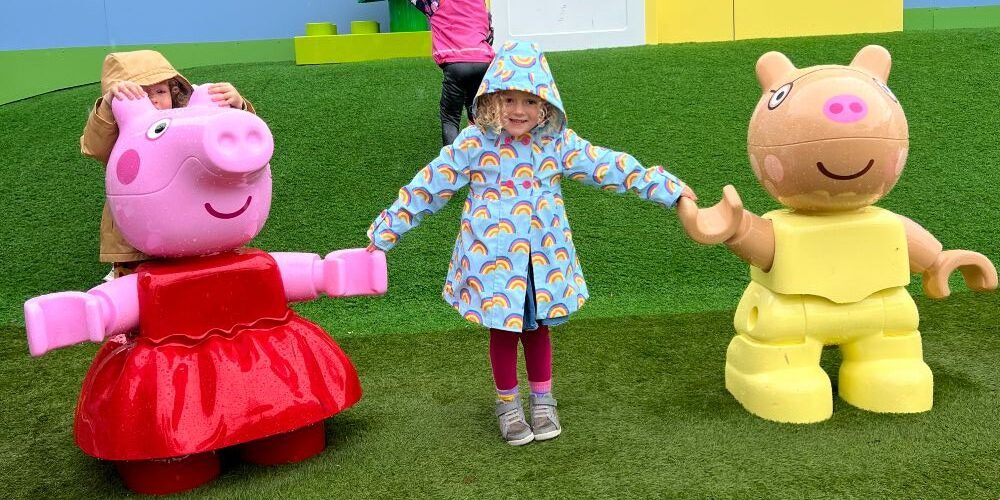 children-peppa-pig-legoland-billund-denmark