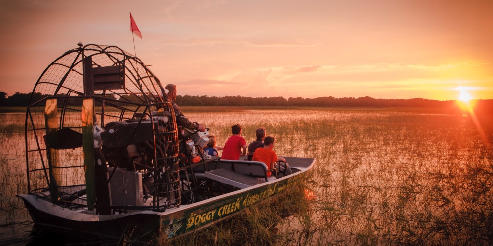 airboat-rides-orlando-family-holidays