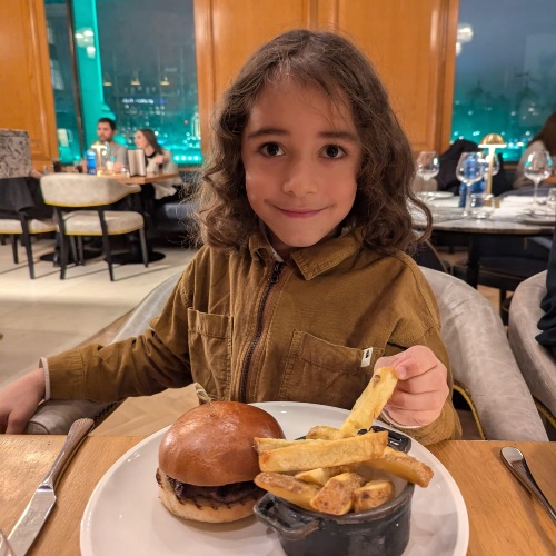 gillrays-boy-burger