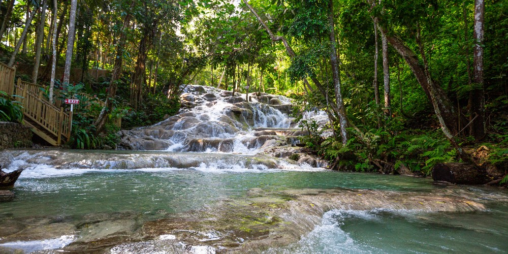 dunns-river-falls-jamaica