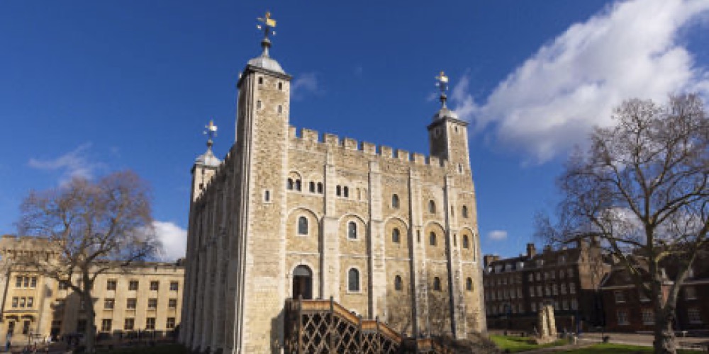 white-tower-exterior-tower-of-london