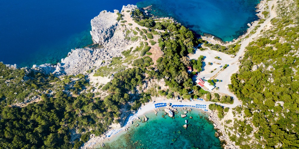 anthony-quinn-bay-rhodes-family-holiday