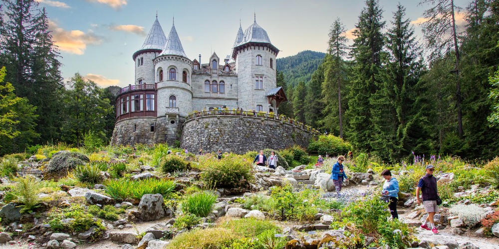 castello-savoia-gressoney-saint-jean