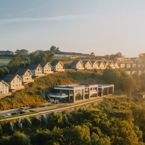 dylan-coastal-resort-family-weekend-in-wales