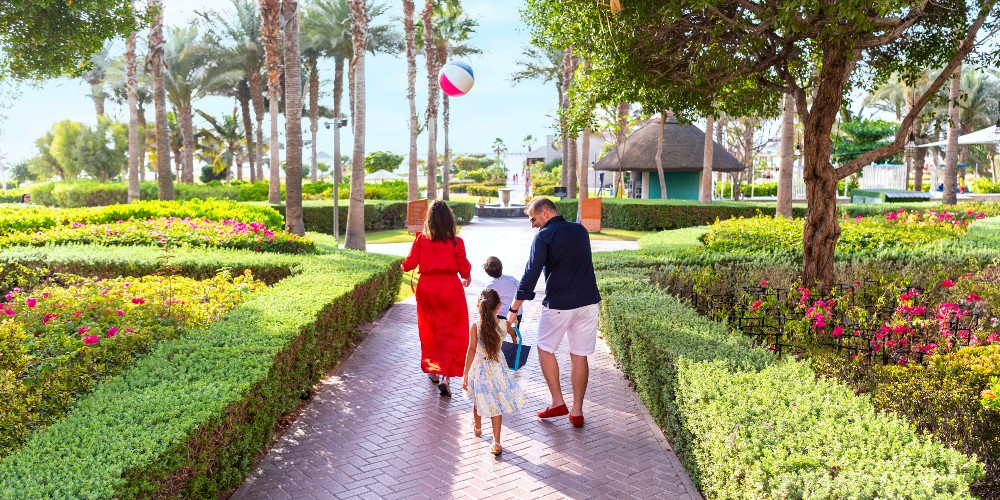 family-ritz-carlton-dubai-kenwood-travel