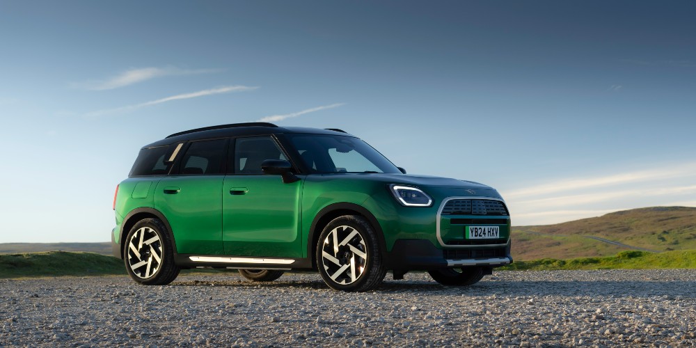 mini-countryman-electric-dylan-coastal-resort