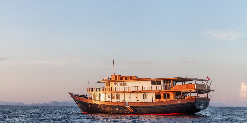 rascal-rebel-learn-to-dive-cruise-indonesia