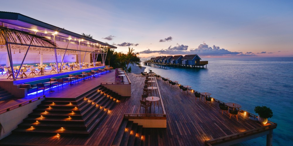 inguru-restaurant-maldives-family-resort
