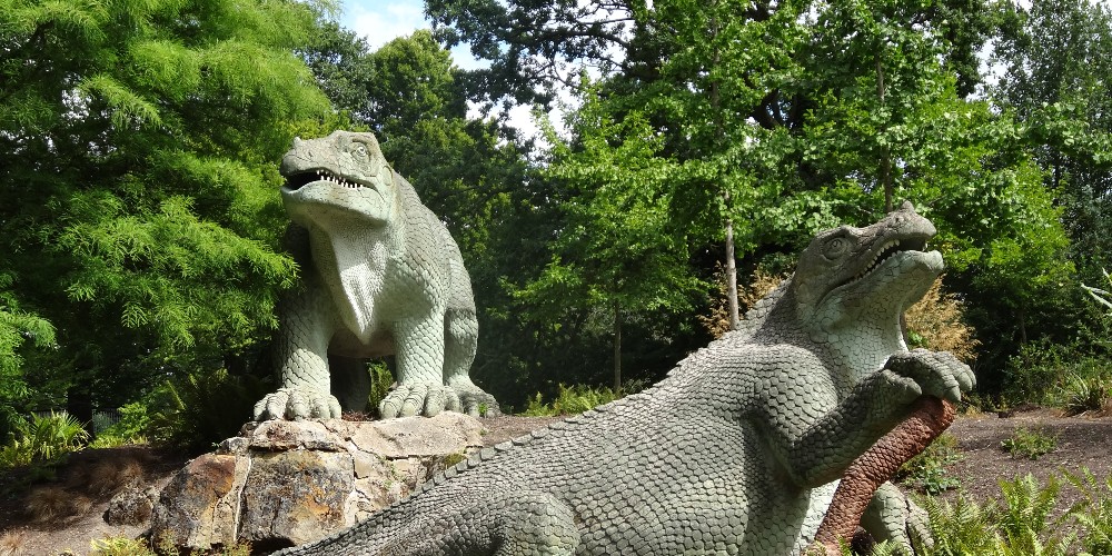 dinosaur-park-crystal-palace-free-london-family-activities