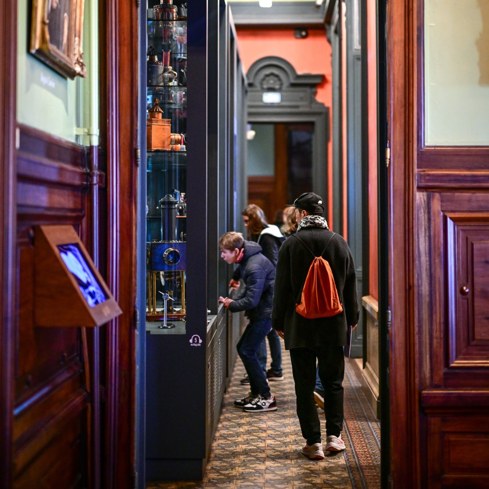 musee-lumiere-lyon-family-holiday