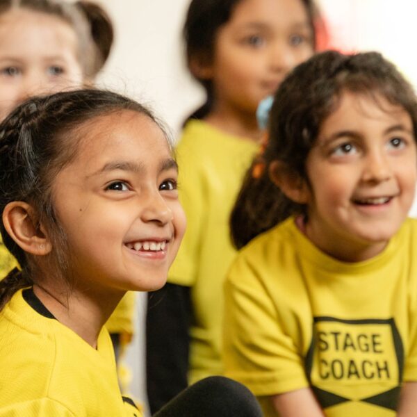 children-in-class-stagecoach-performing-arts