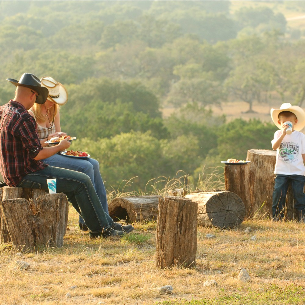 family-riding-holiday-dixie-dude-ranch