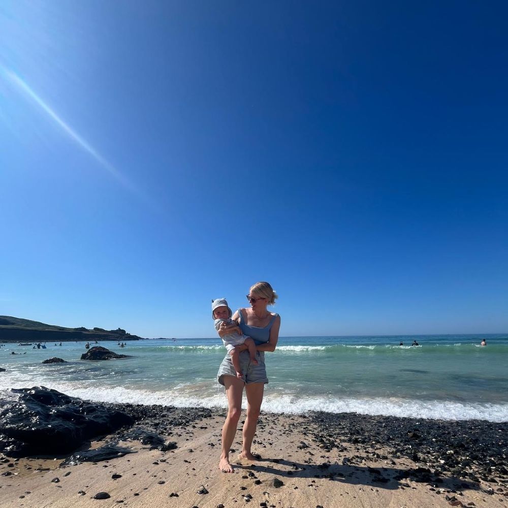 mother-and-baby-porthmeor-beach
