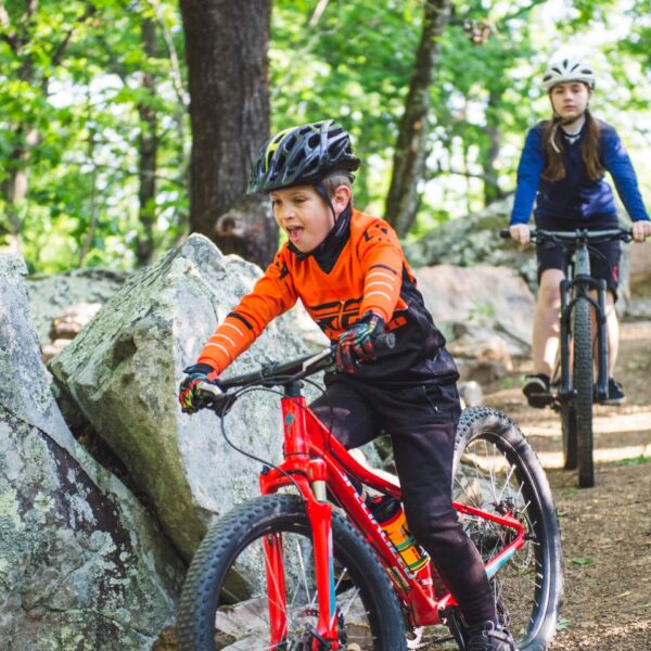 mountain-biking-arkansas-family-holiday