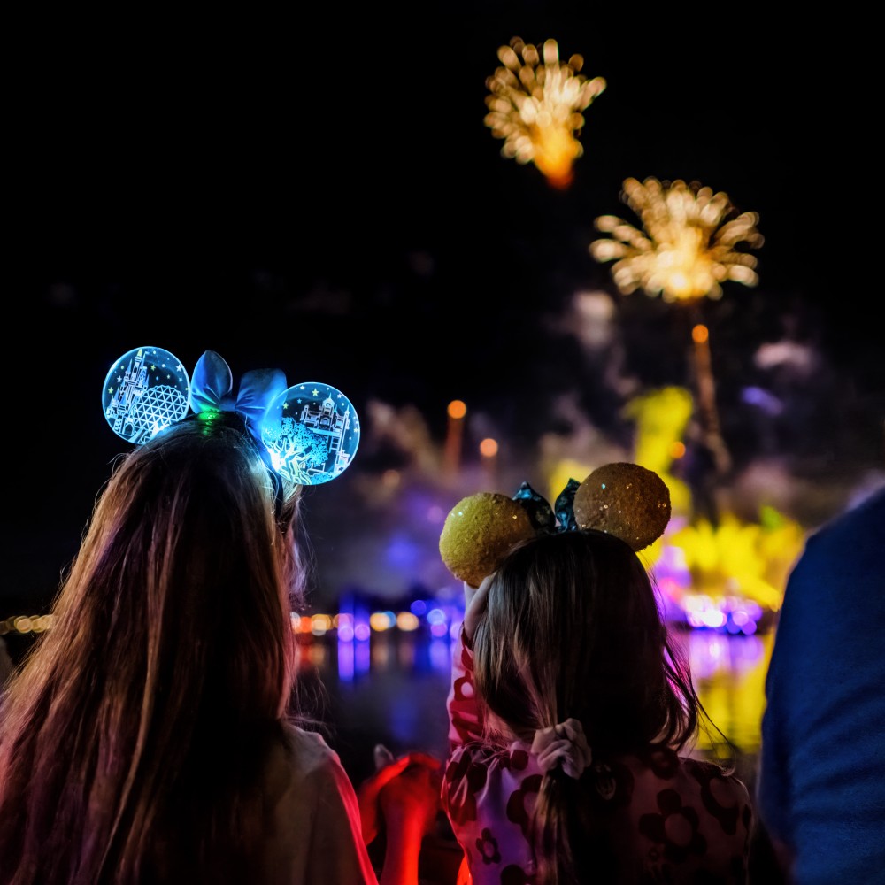 disney-fireworks-walt-disney-world-resort