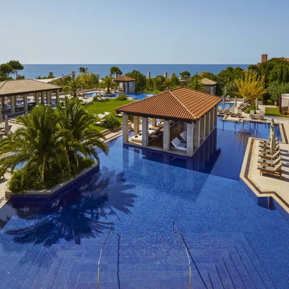 family-holiday-offers-costa-navarino
