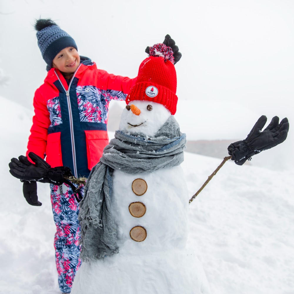 la-plagne-snowman-child-louis-garnier