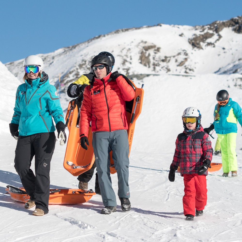 multi-family-ski-holiday-val-thorens
