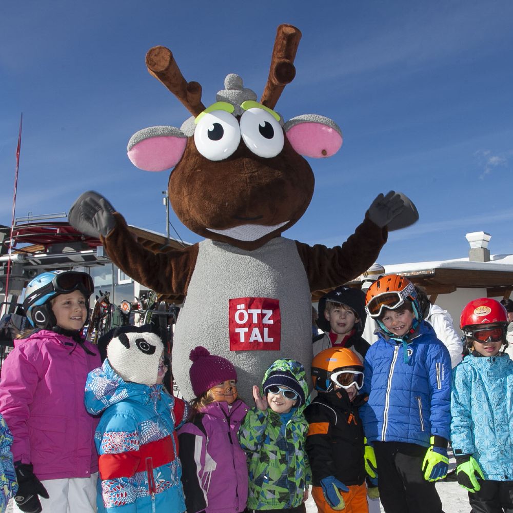 obergurgl-ski-holidays-by-train-oetztal-tourismus-markus-geisler